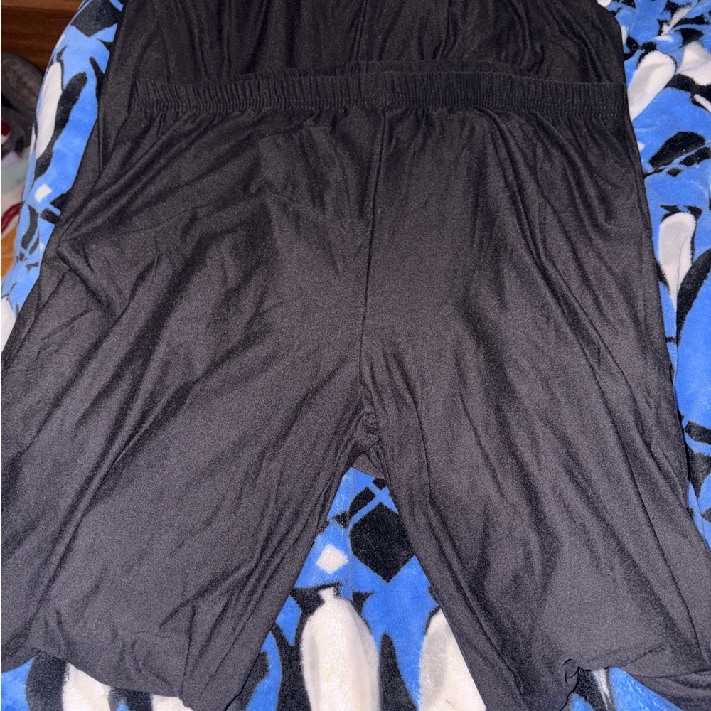 Shein Women’s Plus Size Leggings NWOT 2prs 2x